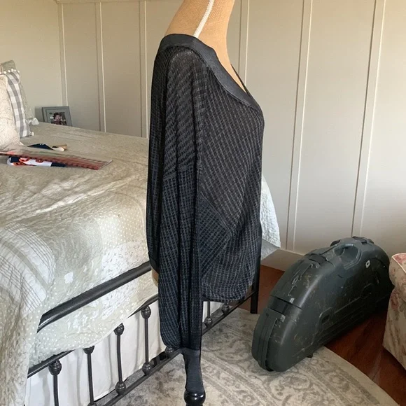 Free People Top - Picture 3 of 6